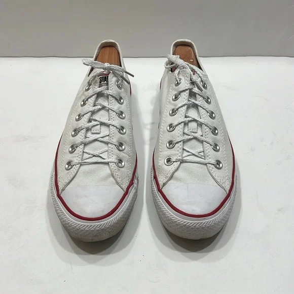 Converse low top, tennis shoes, men’s white size 8 - Picture 2 of 7
